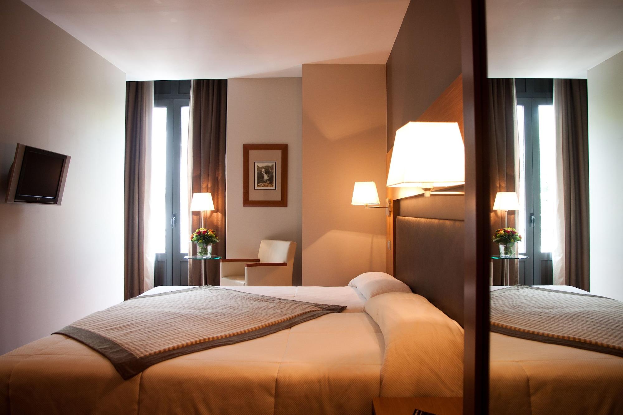 Alti Hotel Bagneres-de-Luchon Exterior photo